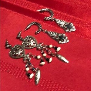 2 pairs of earrings vintage